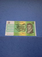 AUSTRALIA-P43e 2D 1974-85  UNC - 1974-94 Australia Reserve Bank (paper Notes)