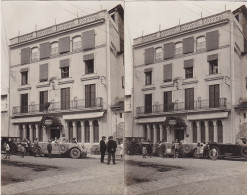 2 Foto Reales Gran Hotel Mundial La Seu D' Urgell Seo De Urgel  Con Coches Bonitos Fonda Bartolo Al Lado - Lérida