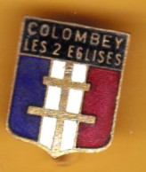 Broche En Laiton émaillé - Colombey-les-Deux-Eglises (10) - Pas Un Pin's - Ecusson - Armoiries - Blasons - Héraldique - Obj. 'Remember Of'