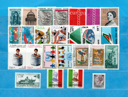 ITALIA**- 1971 - Annata   Completa. 24 Valori . MNH**. - Années Complètes