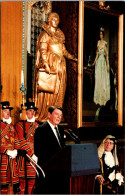 President Ronald Reagan Speaking In Westminster Abbey's Royal Gallery London England - Presidentes