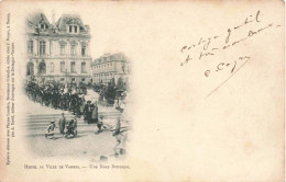 FRANCE - Vannes - Hôtel De Ville De Vannes - Une Noce Bretonne - Animé - Carte Postale Ancienne - Vannes