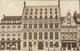Ieper  Oud Kasteelhuis Stadhuis - Ieper