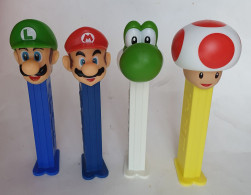 SERIE DE 4 DISTRIBUTEURS PEZ NINTENDO SUPER MARIO LUIGI YOSHI TOAD DISTRIBUTEUR - Pez