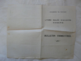 VIEUX PAPIERS - BULLETIN TRIMESTRIEL : Lycée DAVID D'ANGERS 1945-46 - JAMES ROBERT - Diplômes & Bulletins Scolaires