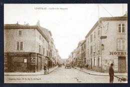 54.Lunéville. La Rue Des Bosquets. Commerce De Liqueurs Franco-Espagnol. Coiffeur. Hôtel Du Cheval Gris. Petit-Jean. - Luneville