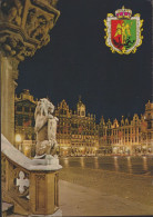 CPM   BRUXELLES / BRUSSELS    Un Coin De La Grande-Place - Bruselas La Noche
