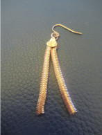 Bijoux Fantaisie/Boucle D'Oreille Seule/Pour Oreille Percée/avec Pendentif Double Chainette Serpent/ Vers1960-80  BIJ171 - Andere & Zonder Classificatie