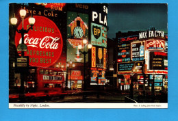 18112 PICADILLY  CIRCUS LONDON ( Pub Coca Cola, BP  Max Factor  Gordon Gin)        (2 Scans ) - Piccadilly Circus
