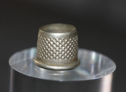 WW2 - Dé à Coudre De Soldat 39/45 - Equipement Militaire Français Années 40 - Soldier's Thimble WWII - Equipement