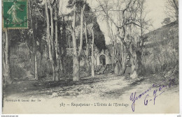 13 - ROQUEFAVOUR - L'Entrée De L'Ermitage - Roquefavour
