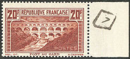 ** Pont Du Gard. Papier Blanc. No 262A, Bdf. - TB - Other & Unclassified