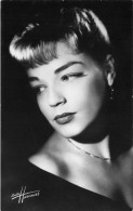 Simone SIGNORET * Actrice Et écrivain Née à Wiesbaden * Cinéma Ciné Théâtre Artiste - Actores