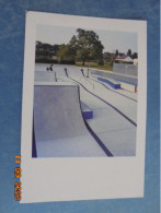 Ile Bouchard. Reconversion De La Piscine En Skate Parc. Matrise D'ouvrage Communale. CAUE37 - Photo Frederik Froument - Skateboard