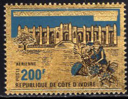 IVORY COAST(1970) Bondoukou Market. Gold Foil Stamp. Scott No C46. - Côte D'Ivoire (1960-...)