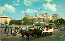 Canada Victoria Tallyho With Empress Hotel And Causeway In The Background - Victoria