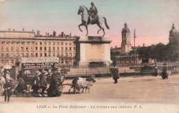FRANCE - Lyon - La Place Bellecour - La Voiture Aux Chèvres PL - Colorisé - Carte Postale Ancienne - Lyon 2