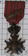 Médailles & Décorations > Croix De Guerre Belge 1914-1918  > Avec Barrette > Réf:Cl Belge  Pl 1/5 - Belgio