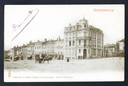 55. Commercy. Place De L'Hôtel De Ville. Caisse D'Epargne ( Arch. Paul N. Chenevier- 1900). Calèche, Passants.1903 - Commercy