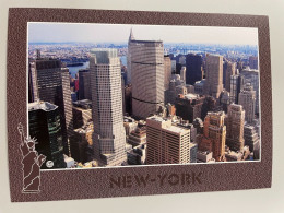 CPM 105x150mm - NEW YORK - Gratte-Ciels En Vue Aérienne - Empire State Building