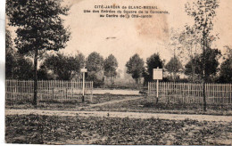 LE BLANS MESNIL CITEJ-ARDIN UNE DES ENTREES DU SQUARE DE LA CONCORDE AU CENTRE DE LA CITE-JARDIN 1922 TBE - Le Blanc-Mesnil