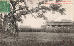 VIETNAM - Annam - Hué - Tribunes Et Cavalier Du Roi Vue Des Jardins -  Carte Postale Ancienne - Vietnam