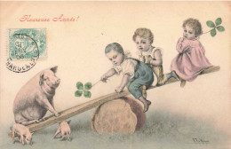 Illustrateur - Wichera - Heureuse Année - Enfants Qui Jouent à La Balançoire Avec Des Cochons -  Carte Postale Ancienne - Wichera