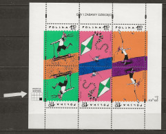 POLAND MNH ** 3740-3742 En Feuille Jeux D'enfants Badminton Cerf Volant Trotinette - Feuilles Complètes