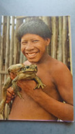 CPSM INDIEN TOSSECO KALAPALO XINGU CRAPEAU GEANT AMERIQUE BRASIL BRESIL NATIVO AMAZONIE TORSE NU ETHNIQUE ET CULTURE - America