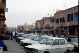 70s MAROC CARS MARRAKECH MOROCCO MOROCCAN AFRICA AFRIQUE 35mm DIAPOSITIVE SLIDE NO PHOTO FOTO NB2680 - Diapositives