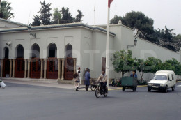 70s MAROC CITROEN VISA CASABLANCA MARRAKECH MOROCCO MOROCCAN AFRICA AFRIQUE 35mm DIAPOSITIVE SLIDE NO PHOTO FOTO NB2681 - Diapositives