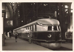 Schnelltriebwagen Der Fliegende Hamburg Bahn Bahnhof  (10X15) - Eimsbuettel