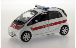 Mitsubishi I-Miev - Hong Kong Police - 2010 - White + Lights - J-Collection - Ixo