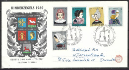 PAYS-BAS. N°728-32 Sur Enveloppe 1er Jour (FDC) De 1960. Coiffes. - FDC