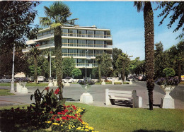 La Baule Les Pins * La Place Des Palmiers * Résidence - La Baule-Escoublac