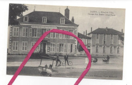 CPA - JARNY (54) Hôtel De Ville - Groupe Des Ecoles Jules-Ferry (très Animées : Personnages, Vélos, Poussette) - Jarny