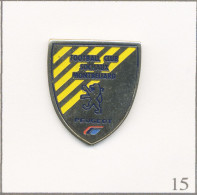 Pin's Sport - Football / Club De Sochaux-Montbéliard - Sponsor Peugeot. Non Estampillé. Zamac. T641-15 - Peugeot