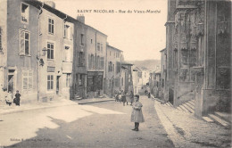 CPA 54 SAINT NICOLAS / RUE DU VIEUX MARCHE - Autres & Non Classés