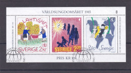 Suède 1985 Cat. Yvert N°BF 13. Année Internationale De La Jeunesse, Oblitération 1er Jour. - Blocks & Kleinbögen