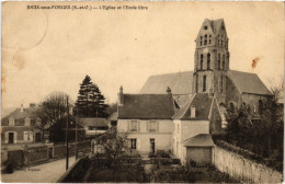 CPA Briis S Forges Eglise Et Ecole Libre (1349812) - Briis-sous-Forges