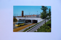 NIJMEGEN  -  NIMEGUE  -  Tunnel Met Station  -    -  Pays Bas - Nijmegen