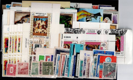 LOT OF 246 STAMPS MINT+USED+ 16 BLOCKS MI- 89 EURO VF!! - Collections (sans Albums)