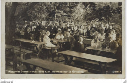 CARTE PHOTO  -  Allweaner Gemutlichkeit Beim Klan Rockenbauer In GRINZING ( 4 Timbres Au Verso ) 1932 Austria - Grinzing