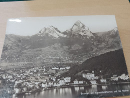 467 //   BRUNNEN AM VIERWALDSTATTERSEE UND DIE MYTHEN - Wald