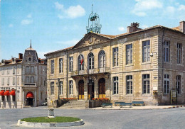 32 - Auch - La Mairie Et L'Hôtel De France - Auch