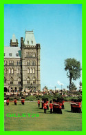 OTTAWA, ONTARIO - CHANGING THE GUARD, RUFLE INSPECTION - NATIONAL NEWS CO - - Ottawa