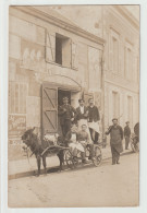 CARTE PHOTO ECRITE DE FONTENAY LE COMTE EN 1907 - L' HOTEL DE FRANCE (Voir Casquette Du Conducteur) - ATTELAGE D' ANE -z - Fontenay Le Comte
