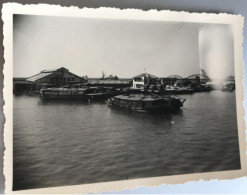Photo Vietnam 1955 Riviere De Saigon  Port Barges Ponts Taille Long 9 Cm Larg 6 Cm - Azië