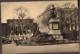 S Gravenhage - Plein - Straatbeeld Met Oude Automobielen - Den Haag ('s-Gravenhage)