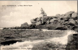 N°111010 -cpa Ploumanac'h -le Phare Effet De Vague- - Lighthouses